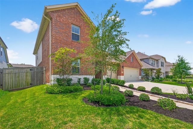 9918 Knollwood Lane, Missouri City, TX 77459