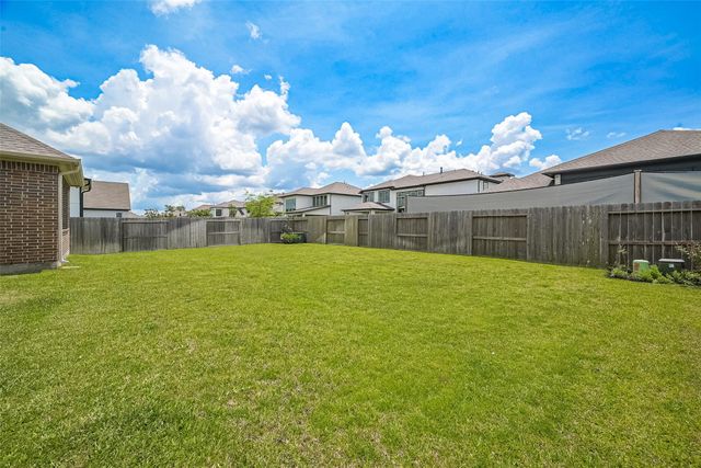 9918 Knollwood Lane, Missouri City, TX 77459