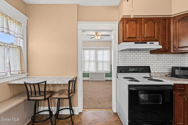 1053 Garner Avenue, Schenectady, NY 12309
