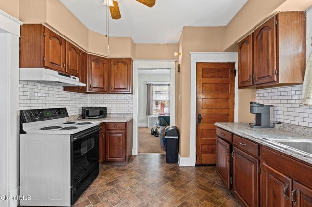 1053 Garner Avenue, Schenectady, NY 12309
