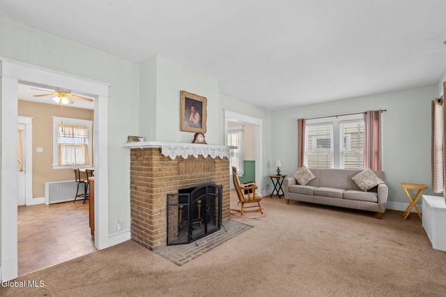 1053 Garner Avenue, Schenectady, NY 12309