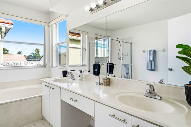 7718 Bristol Bay Ln, Lake Worth, FL 33467