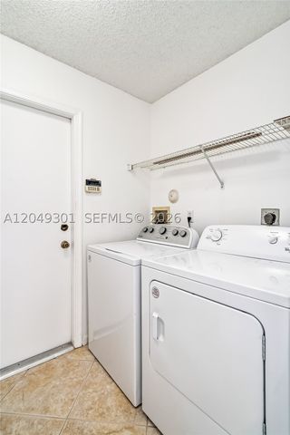 7718 Bristol Bay Ln, Lake Worth, FL 33467