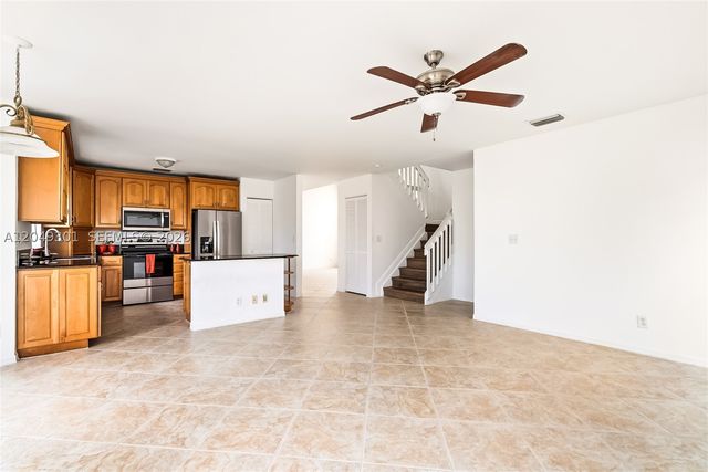 7718 Bristol Bay Ln, Lake Worth, FL 33467