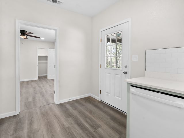 723 E Nowlin Street, Mexia, TX 76667