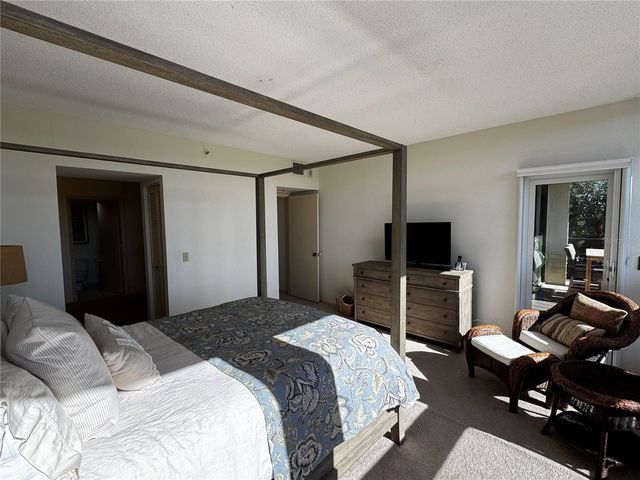 1085 GULF OF MEXICO DRIVE 205, Longboat Key, FL 34228