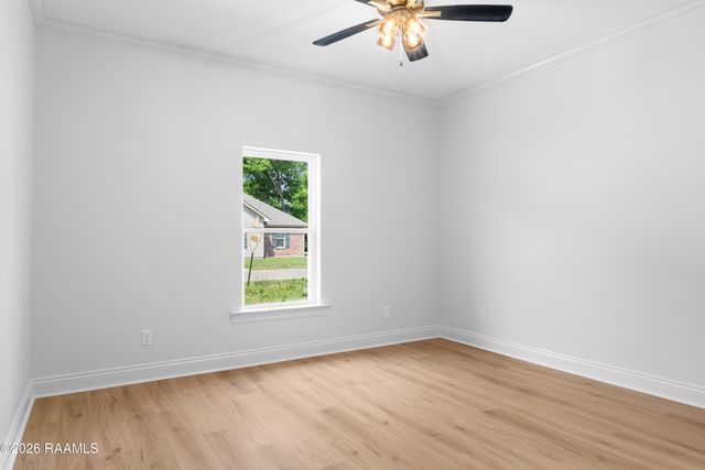 1017 Timber Trails Road, Breaux Bridge, LA 70517