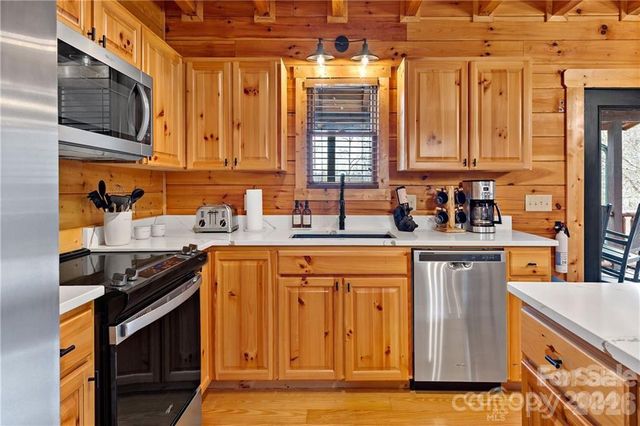 552 Lake Road, Old Fort, NC 28762