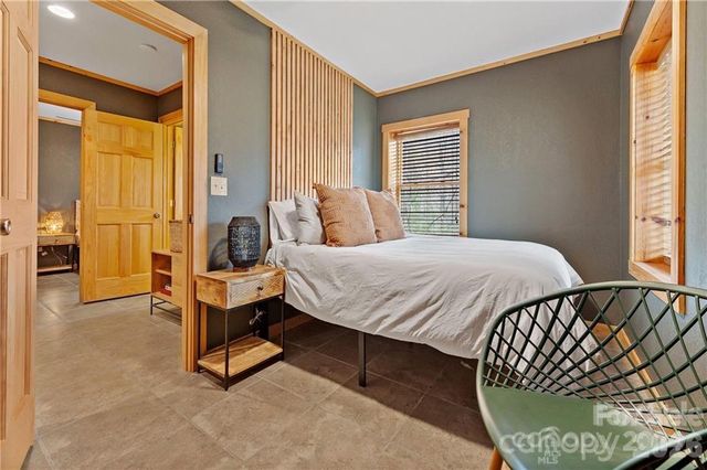 552 Lake Road, Old Fort, NC 28762