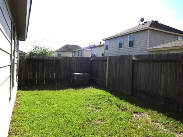 9510 Narnia Springs Court, Houston, TX 77075