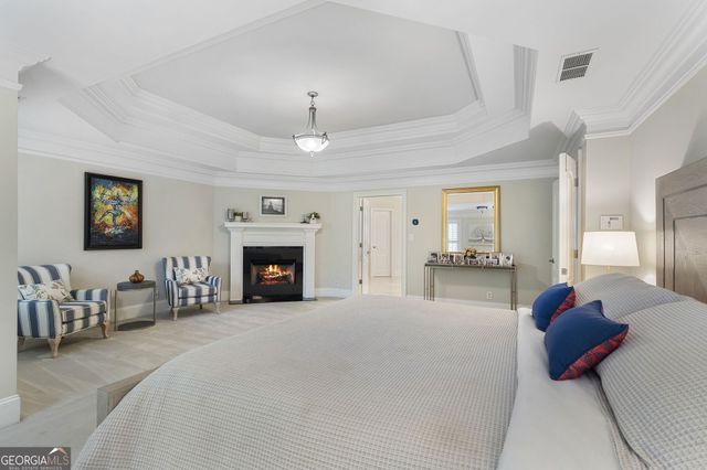 7922 Stratford Lane, Sandy Springs, GA 30350