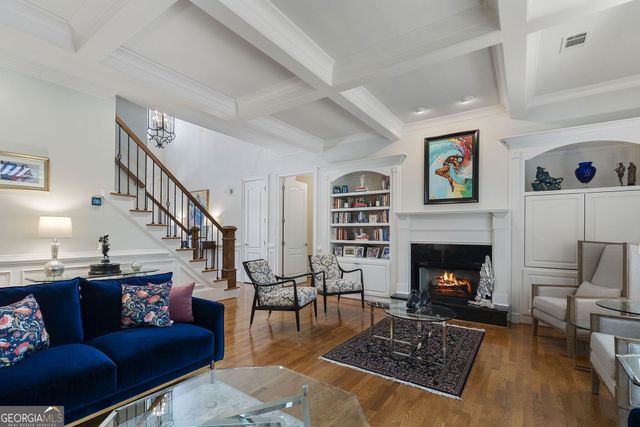 7922 Stratford Lane, Sandy Springs, GA 30350