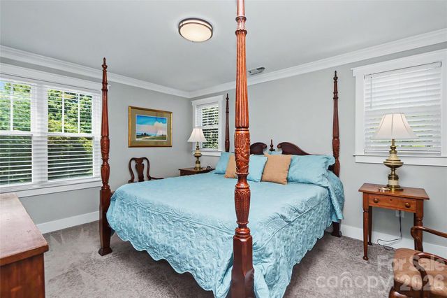 400 Marsh Road, Charlotte, NC 28209