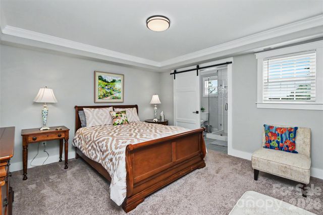 400 Marsh Road, Charlotte, NC 28209