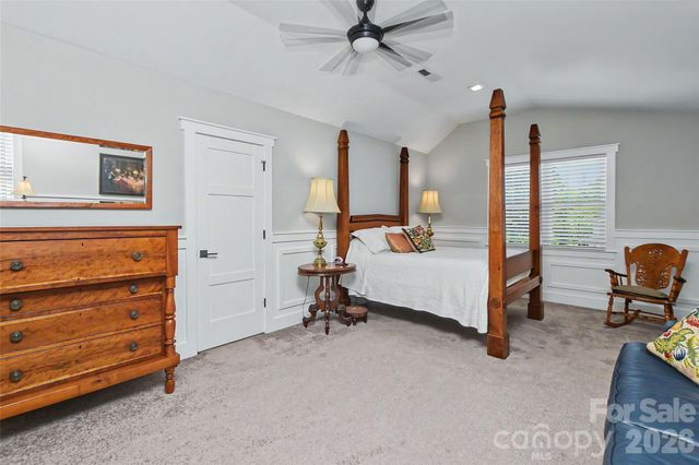 400 Marsh Road, Charlotte, NC 28209