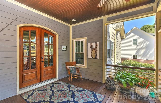 400 Marsh Road, Charlotte, NC 28209