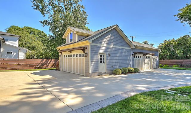 400 Marsh Road, Charlotte, NC 28209