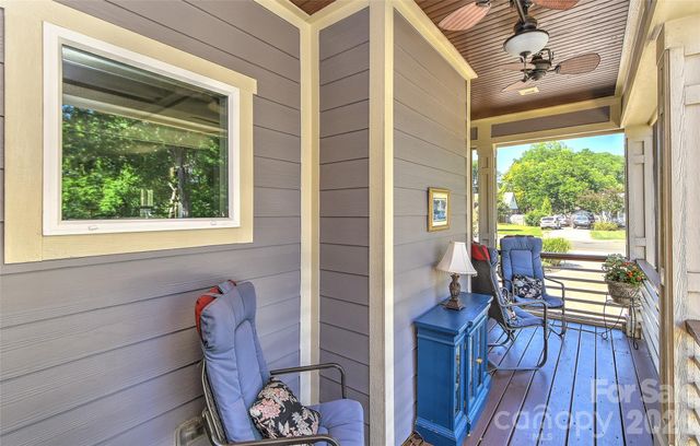 400 Marsh Road, Charlotte, NC 28209