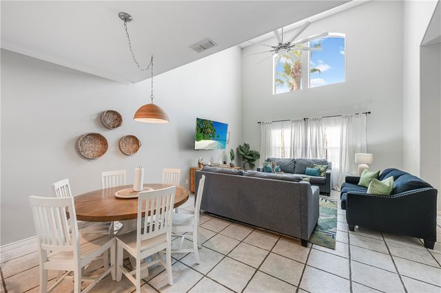 14861 S Padre Island Dr 111, Corpus Christi, TX 78418