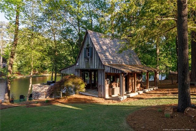 324 Summertime Road, Fayetteville, NC 28303