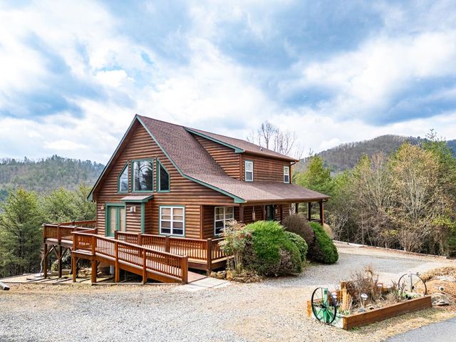 210 Pin Oak Ridge, Murphy, NC 28906