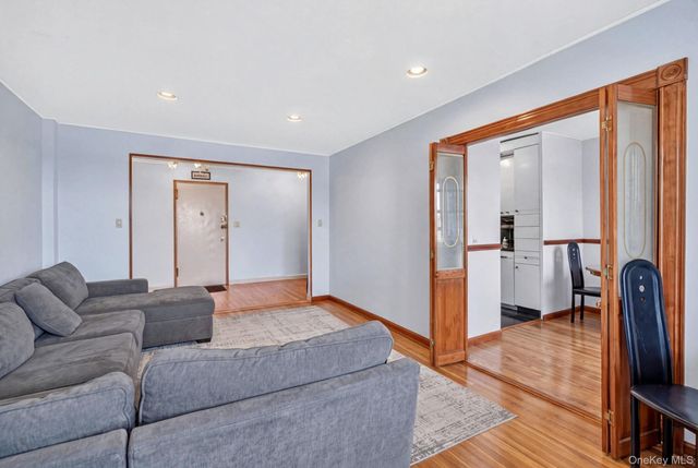 2475 E 11th Street 5K, Brooklyn, NY 11235