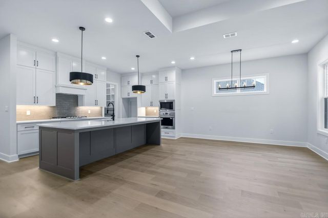 123 Kinley Loop, Little Rock, AR 72223