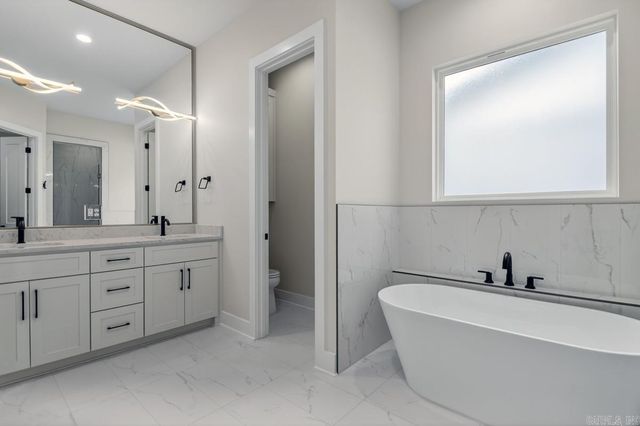 123 Kinley Loop, Little Rock, AR 72223