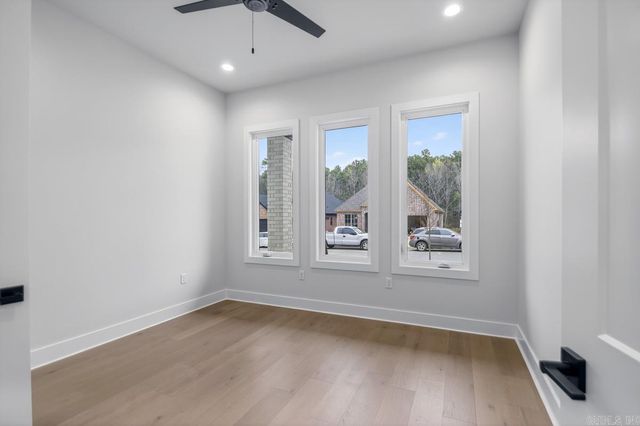 123 Kinley Loop, Little Rock, AR 72223