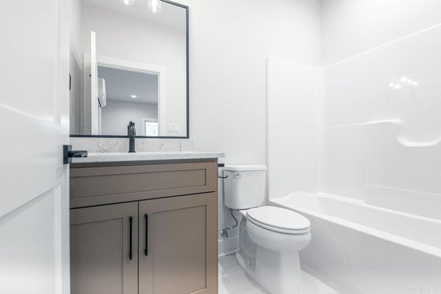 123 Kinley Loop, Little Rock, AR 72223