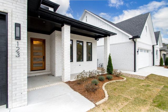 123 Kinley Loop, Little Rock, AR 72223