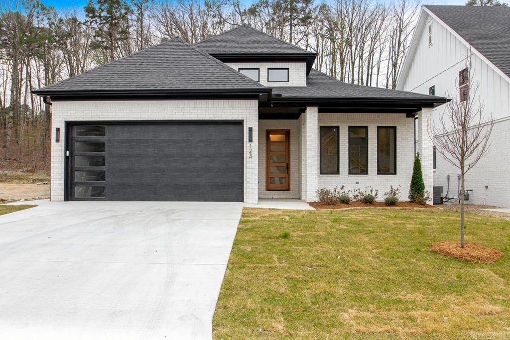 123 Kinley Loop, Little Rock, AR 72223