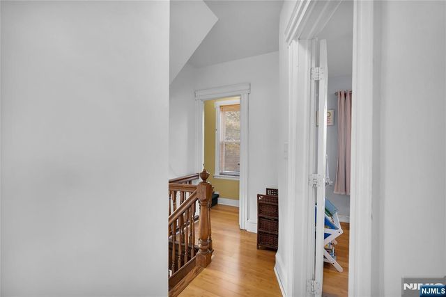 20 Twain Place, Clifton, NJ 07013