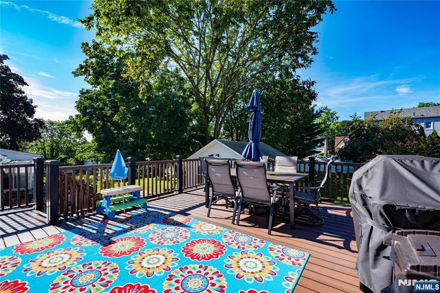 20 Twain Place, Clifton, NJ 07013