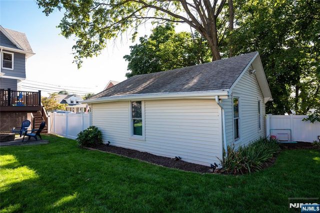 20 Twain Place, Clifton, NJ 07013