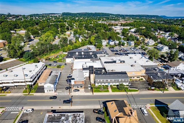 20 Twain Place, Clifton, NJ 07013