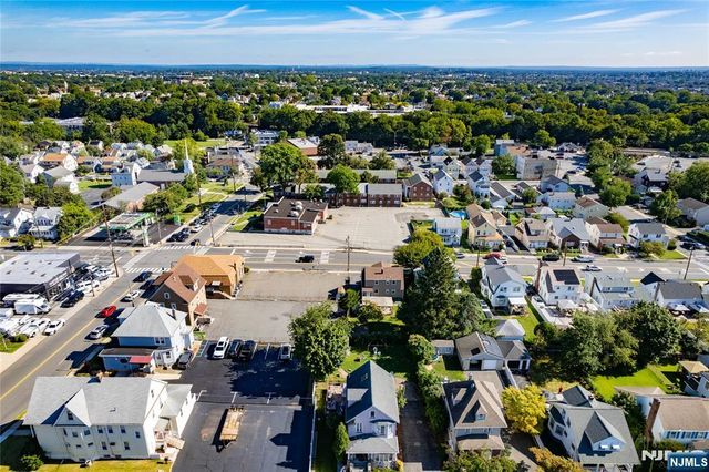 20 Twain Place, Clifton, NJ 07013
