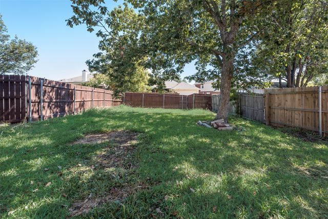 2108 Silver Leaf Drive, Mesquite, TX 75181