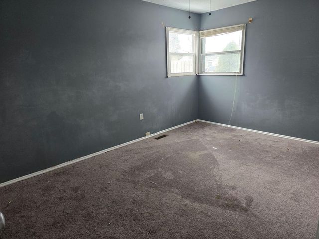128 N Guyer Street, Hobart, IN 46342