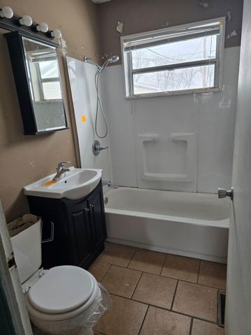 128 N Guyer Street, Hobart, IN 46342