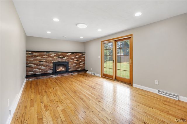 14 Ibis, Clay, NY 13090