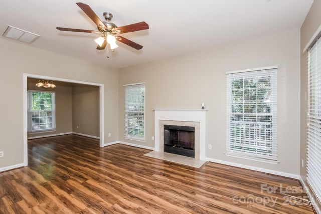 16001 Kirsten Nicole Road, Charlotte, NC 28278