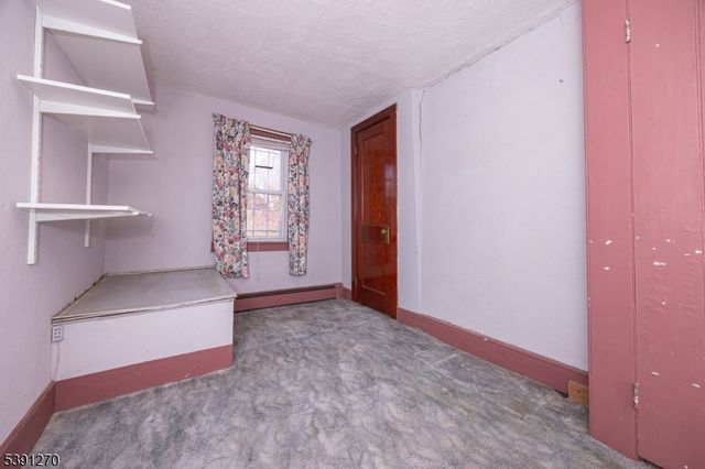 331 Milfd-Mt Plea Rd, Milford Boro, NJ 08848