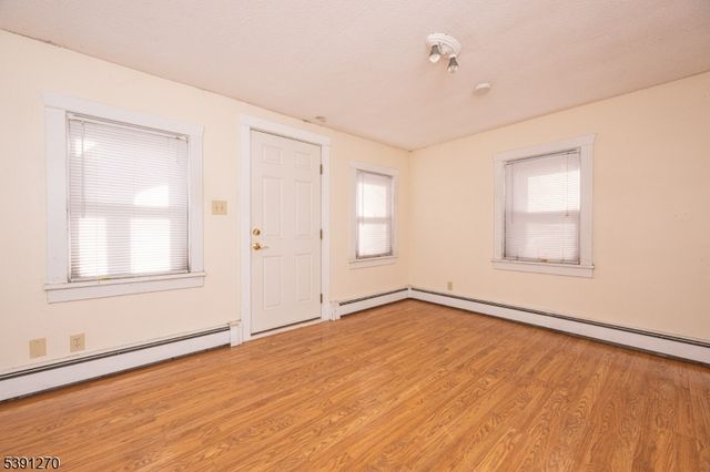 331 Milfd-Mt Plea Rd, Milford Boro, NJ 08848