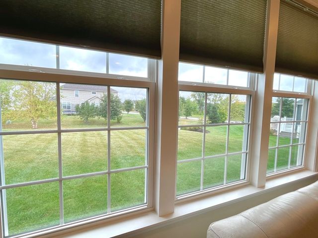 4 ANDREW Lane, Hawthorn Woods, IL 60047