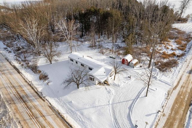 N6498 N-3 ROAD, Wallace, MI 49893