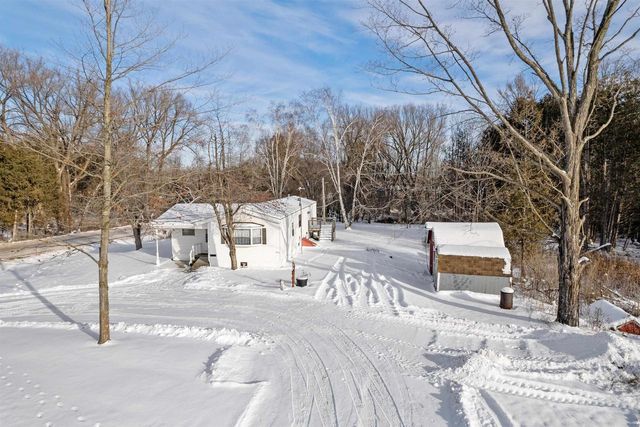 N6498 N-3 ROAD, Wallace, MI 49893