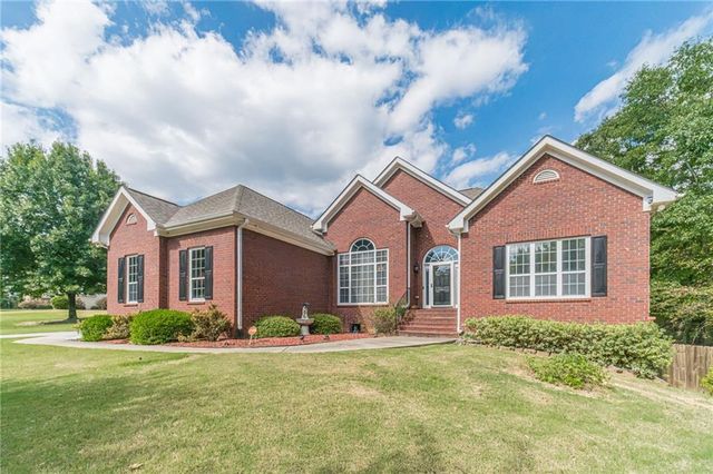1855 Dartford Way, Hoschton, GA 30548