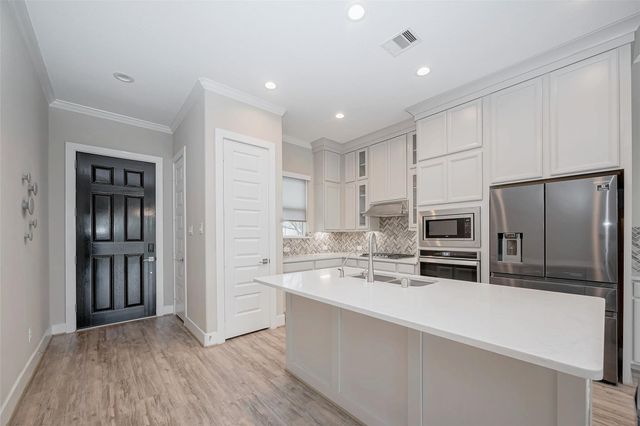 10014 Granary Drive, Houston, TX 77080