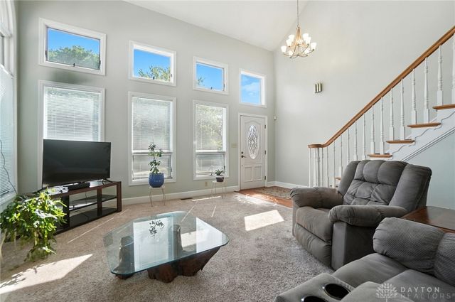 7215 Whitetail Trail, Dayton, OH 45459
